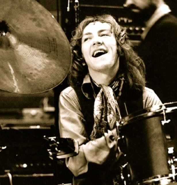 ¡Let There Be Drummers!